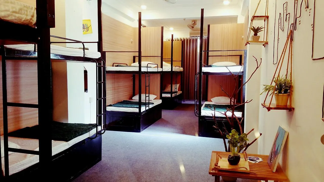 Tabana Hostel contacts