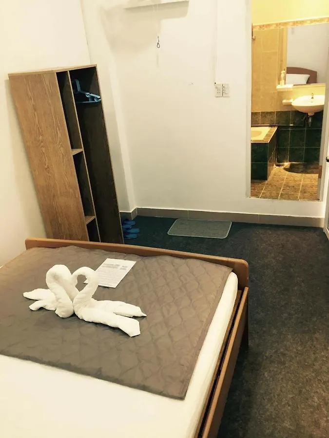 Tabana Hostel Nha Trang 0*,  Vietnam